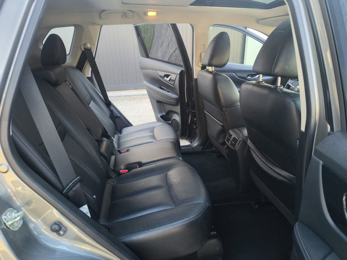 Nissan X-Trail 2.0 dCi 4WD Tekna (9)