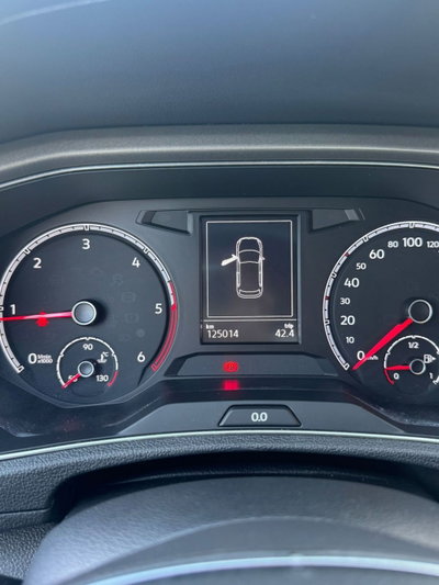 Volkswagen T-Roc 2.0 TDI SCR Business BlueMotion Technology (8)