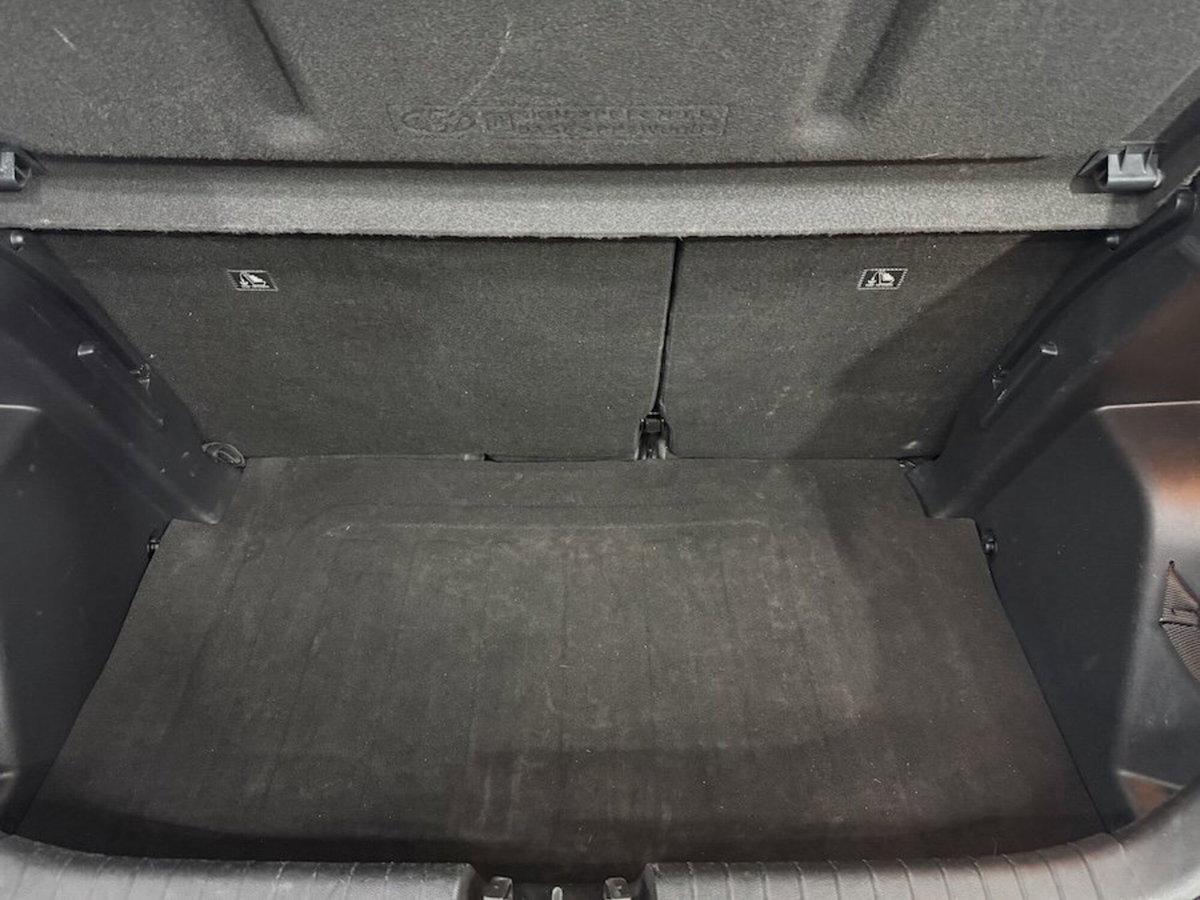 Hyundai i20 1.2 MPI MT ConnectLine (15)