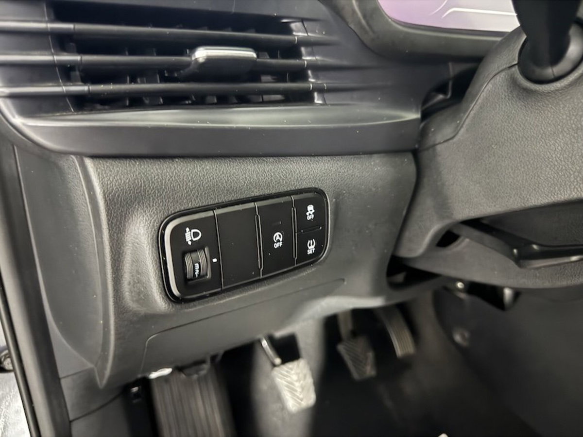 Hyundai i20 1.2 MPI MT ConnectLine (19)