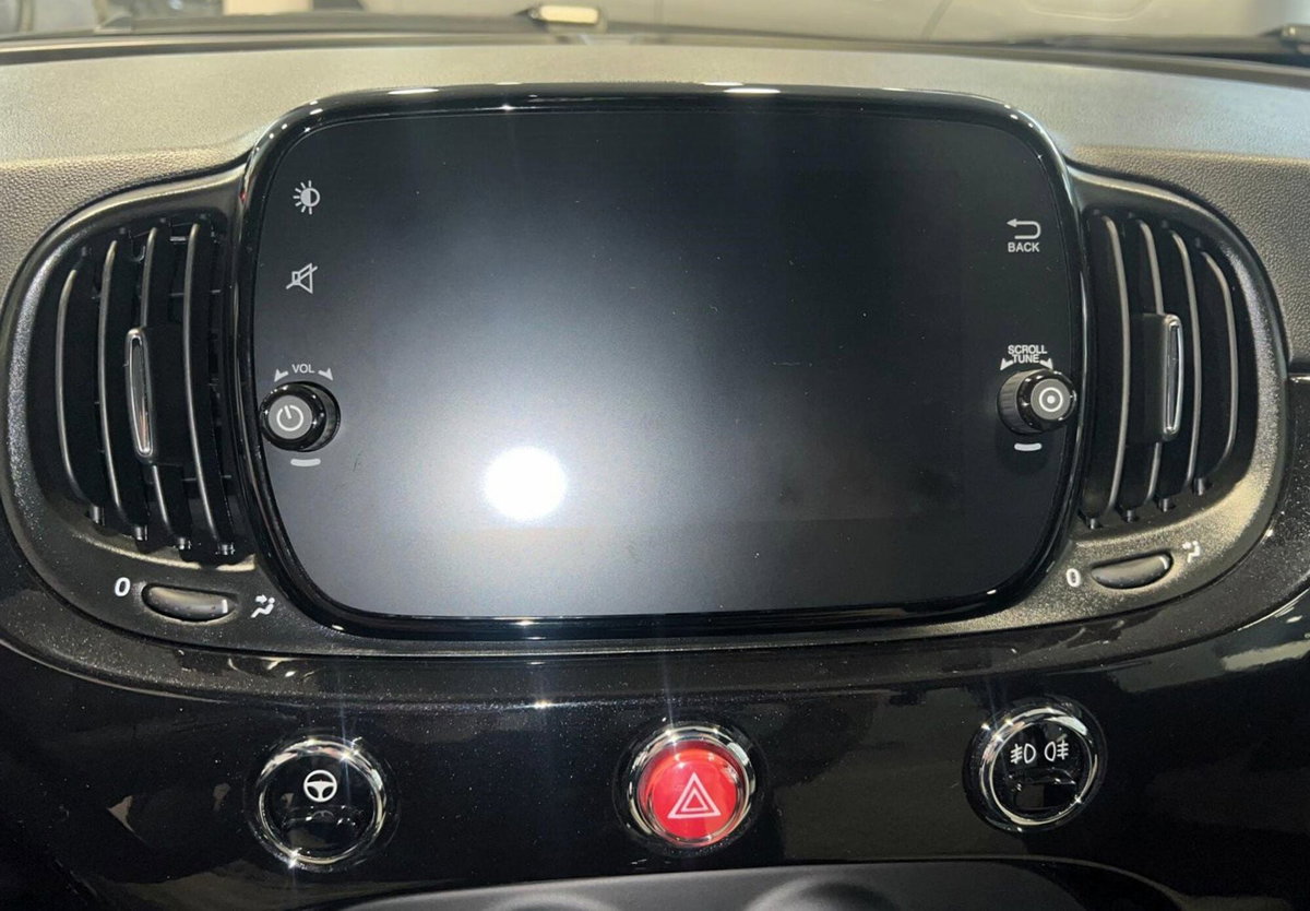 Fiat 500 1.0 Hybrid Dolcevita (11)