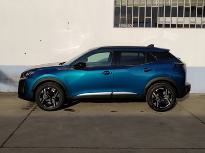 Peugeot 2008 1.2 turbo Allure 100cv (9)