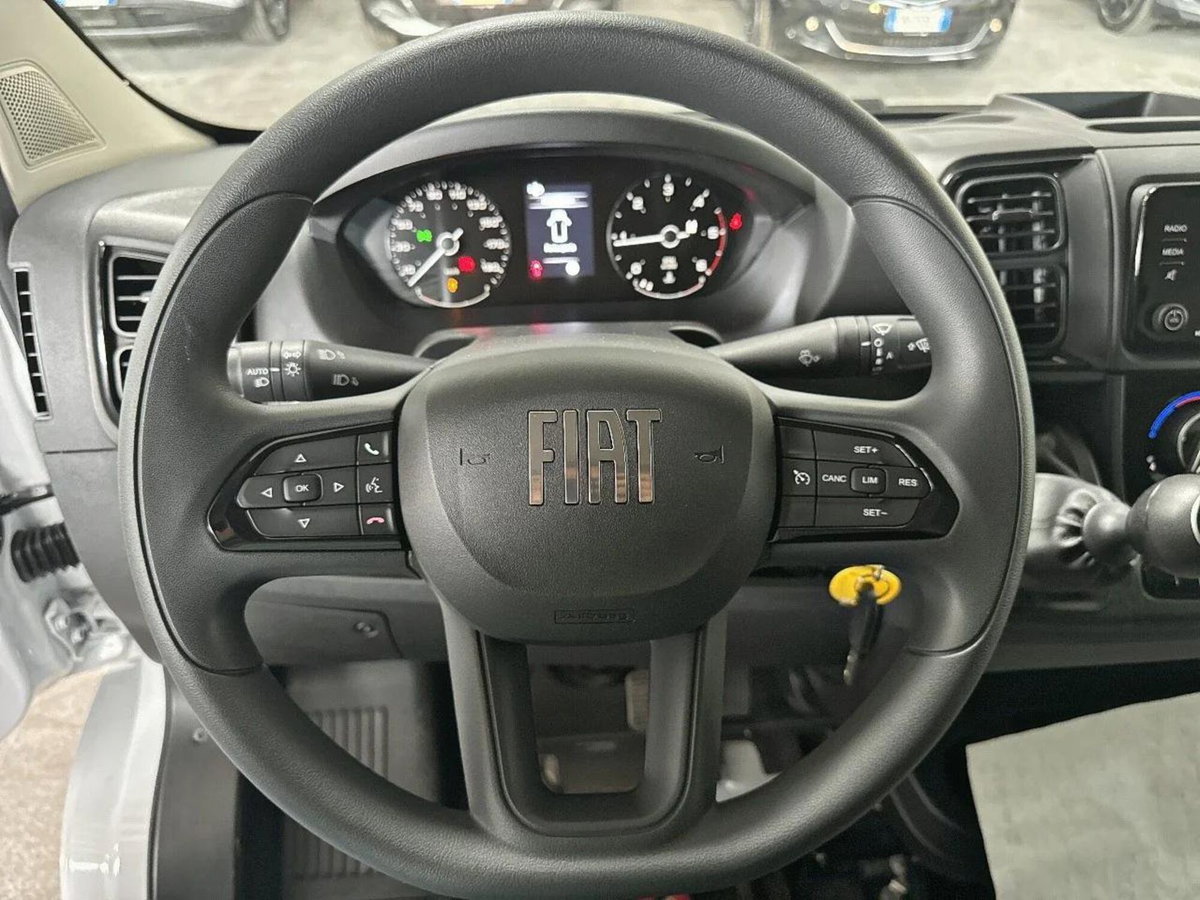 Fiat Ducato Furgone maxi 35 LH2 2.2 mjt3 140cv serie 9 (15)