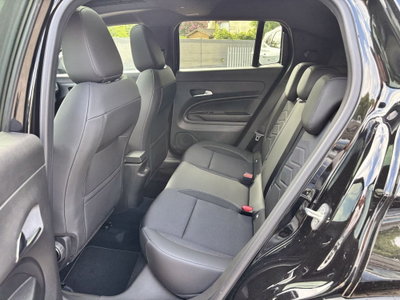 Jeep Avenger 1.2 turbo e-hybrid mhev Summit fwd 110cv edct6 (9)