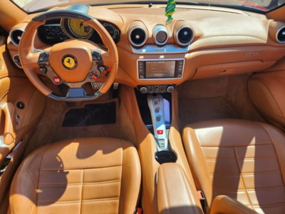 Ferrari California Spider California T DCT (17)