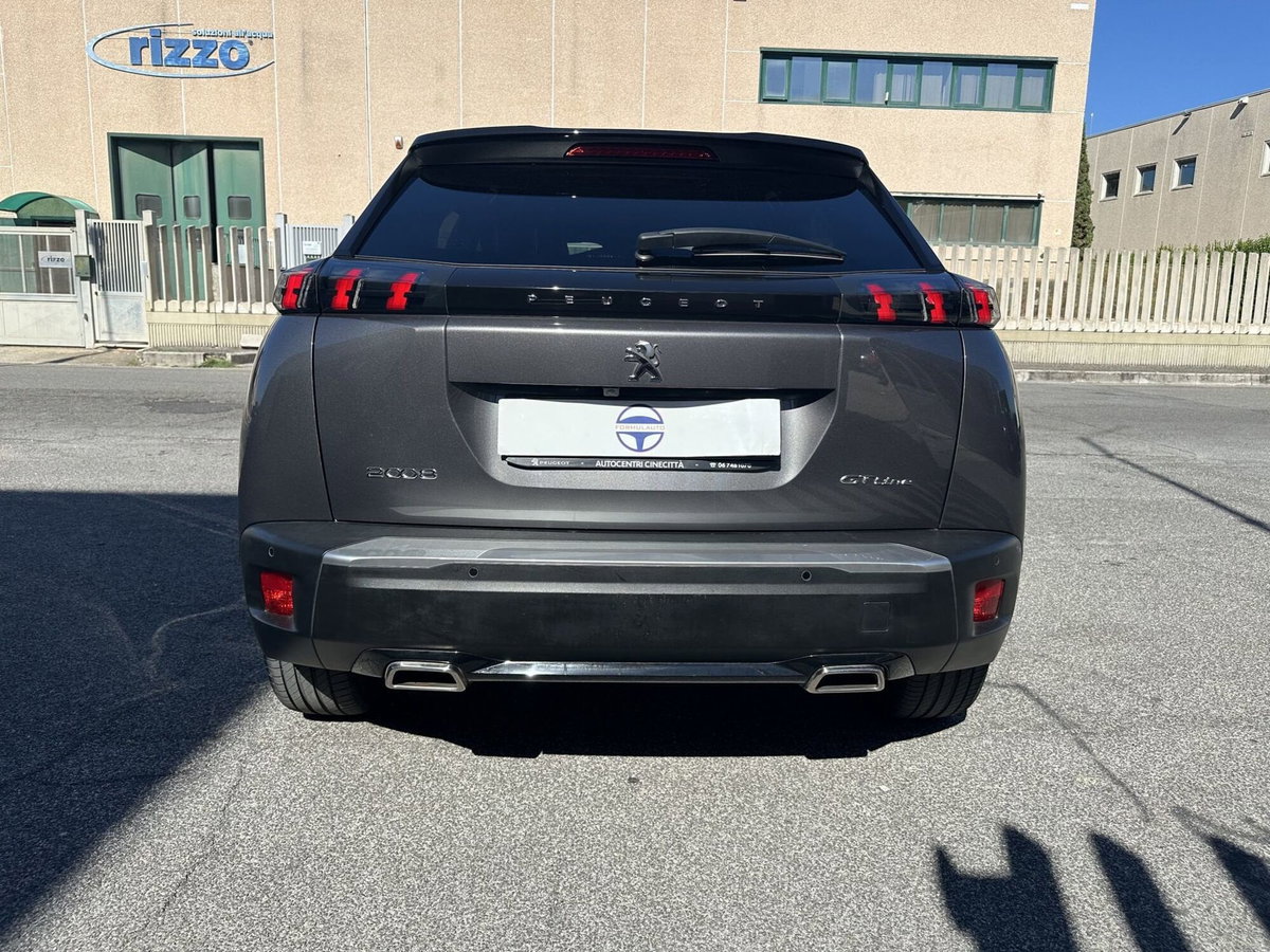 Peugeot 2008 PureTech 130 S&S EAT8 GT Line (4)