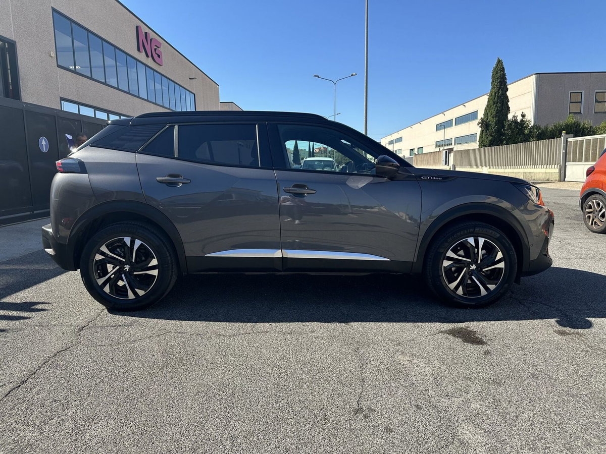 Peugeot 2008 PureTech 130 S&S EAT8 GT Line (6)