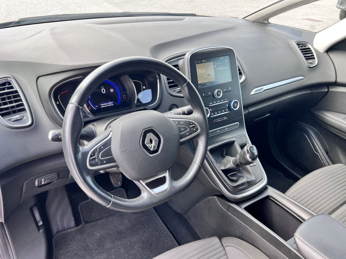 Renault Scénic 1.7 blue dci Sport Edition 120cv (11)
