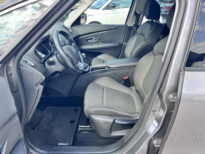 Renault Scénic 1.7 blue dci Sport Edition 120cv (4)