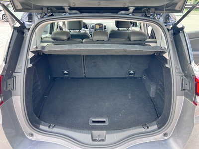 Renault Scénic 1.7 blue dci Sport Edition 120cv (8)