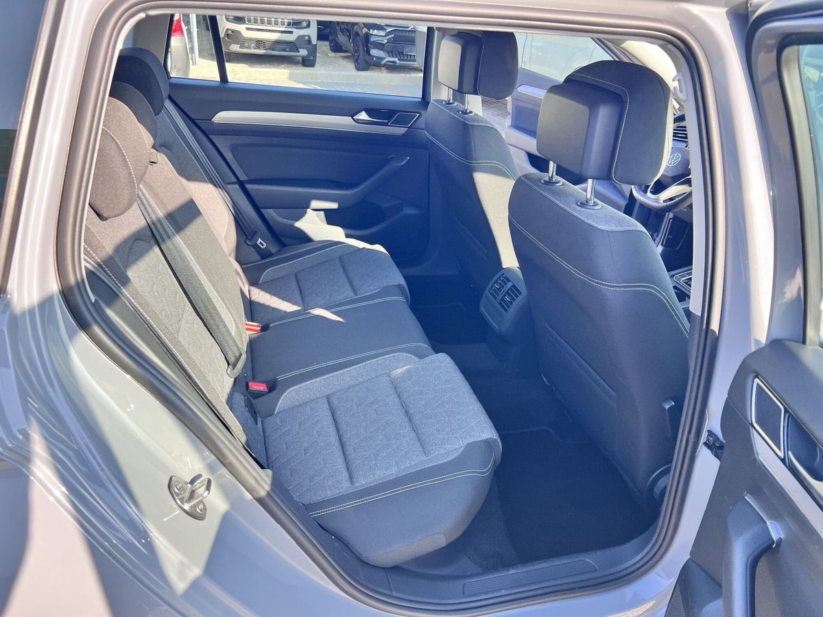 Volkswagen Passat Variant 2.0 TDI SCR EVO DSG Business (7)