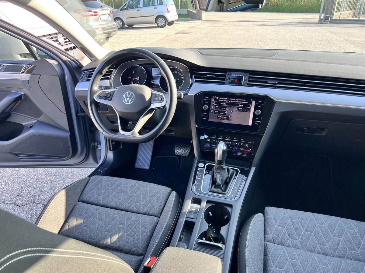 Volkswagen Passat Variant 2.0 TDI SCR EVO DSG Business (8)