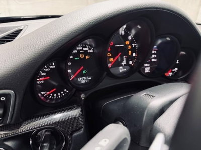 Porsche 911 Coupé 3.4 Carrera 4 (18)
