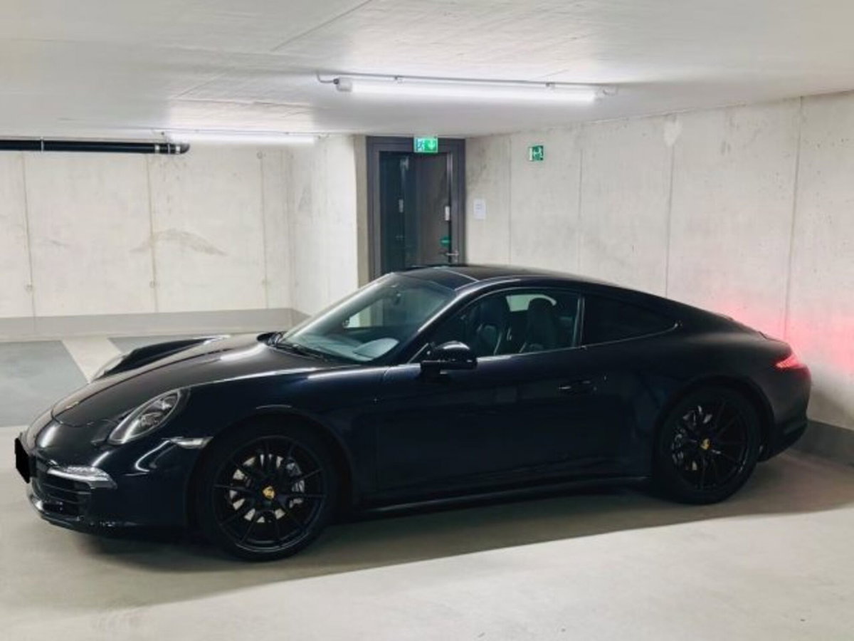 Porsche 911 Coupé 3.4 Carrera 4 (2)