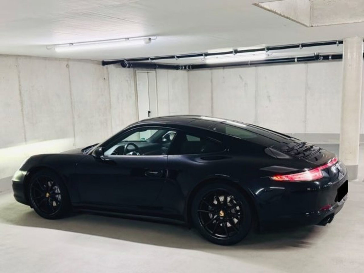 Porsche 911 Coupé 3.4 Carrera 4 (4)