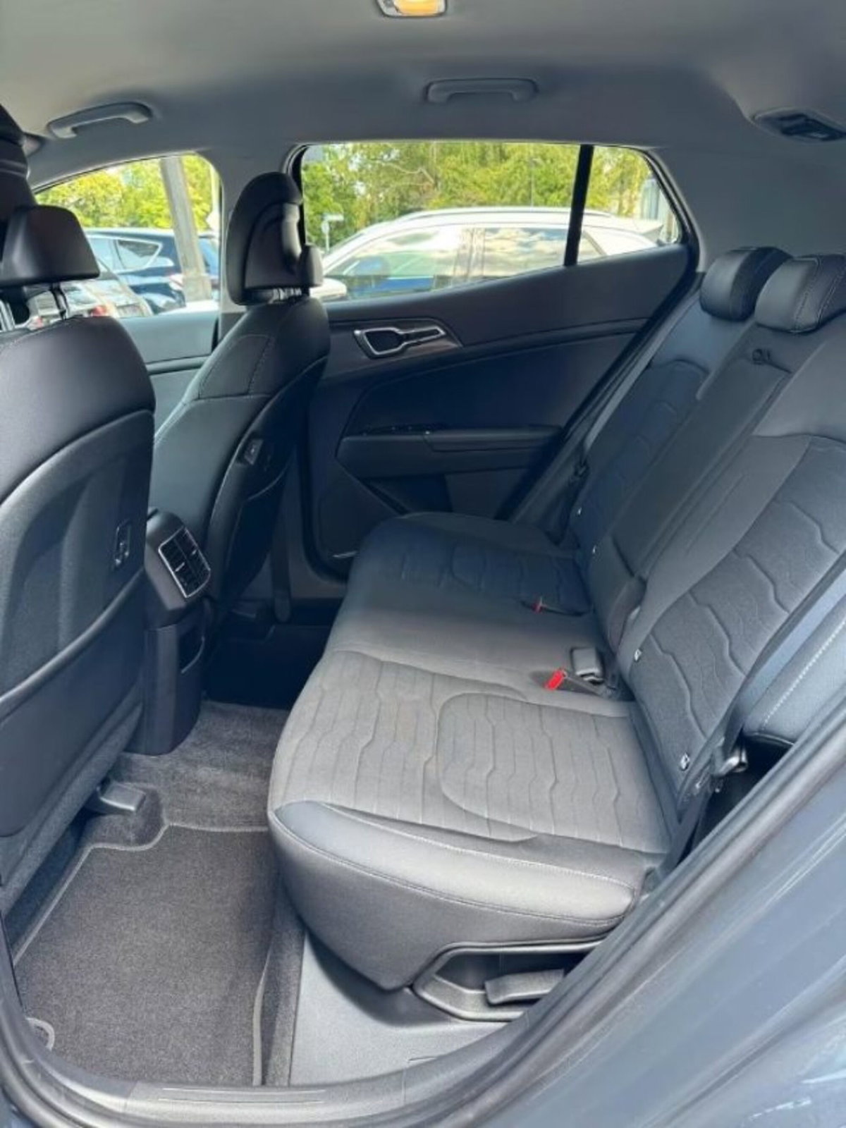 Kia Sportage 1.6 TGDi HEV AT Style (14)