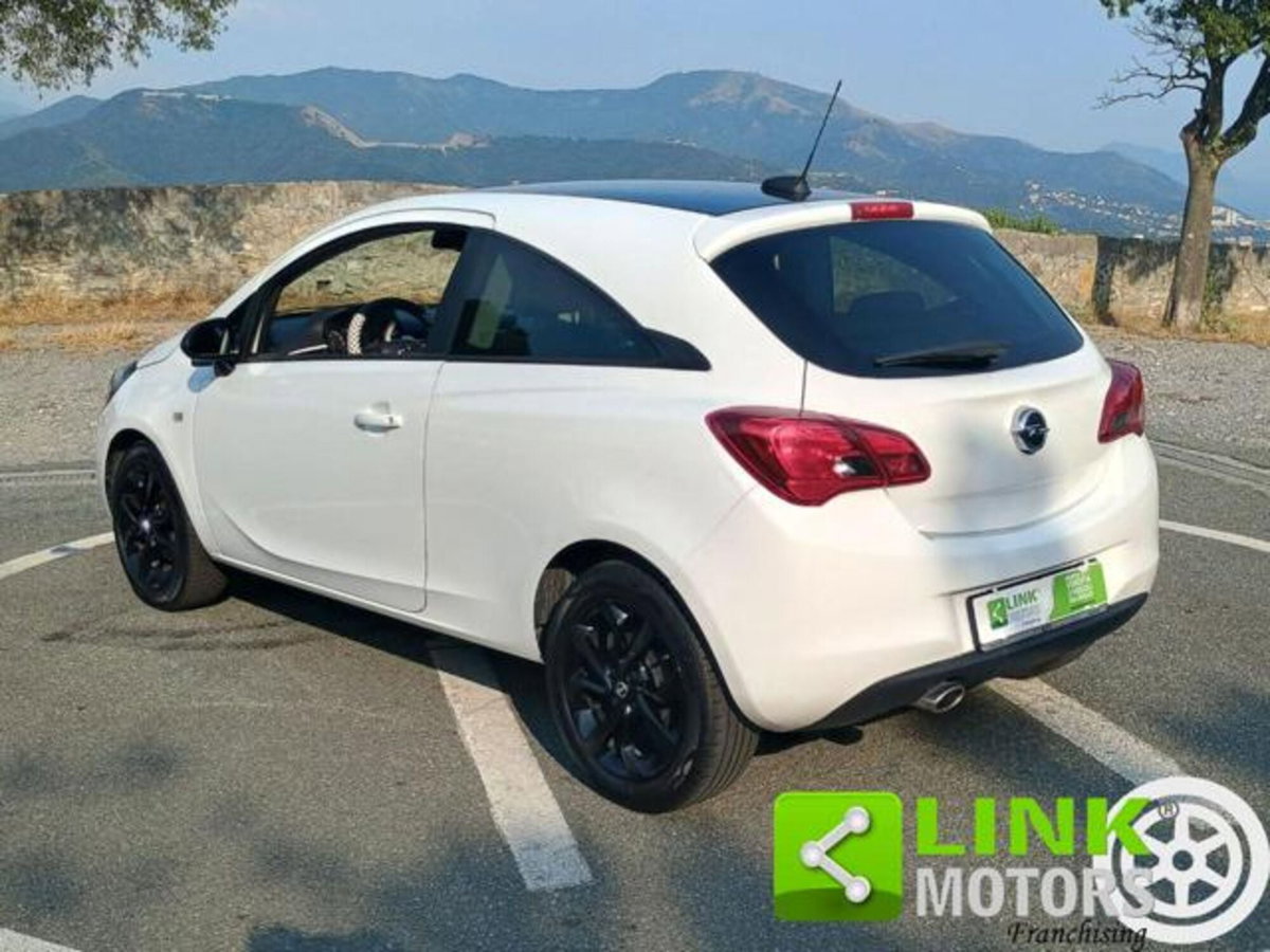 Opel Corsa Coupé 1.4 90CV GPL Tech b-Color (9)