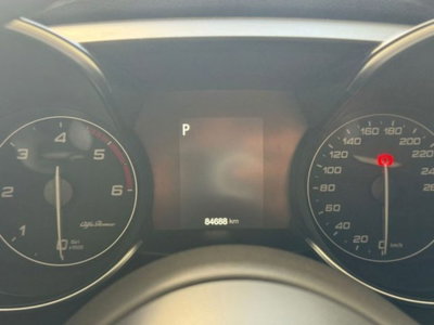 Alfa Romeo Giulia 2.2 Turbodiesel 150 CV AT8 Super (11)