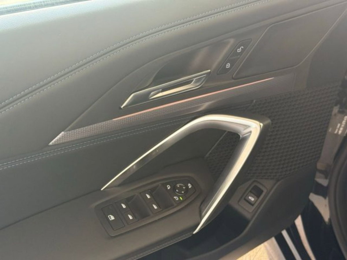 BMW X1 sDrive 18d Msport (8)