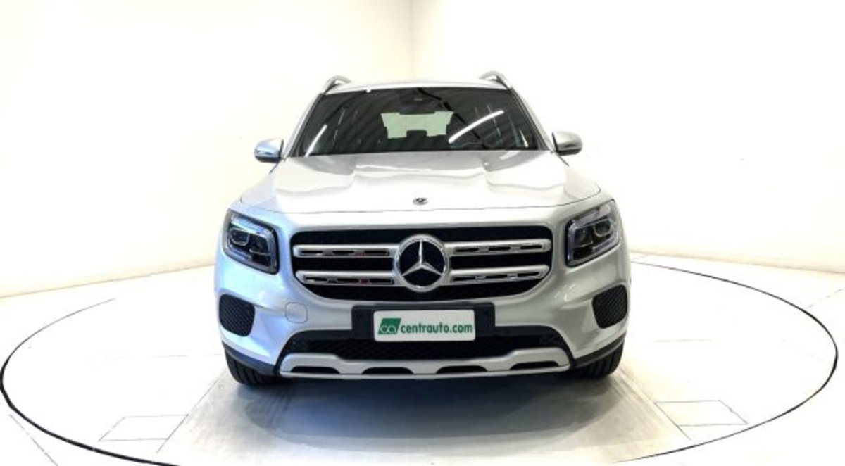 Mercedes-Benz GLB 200 d Automatic Business (2)