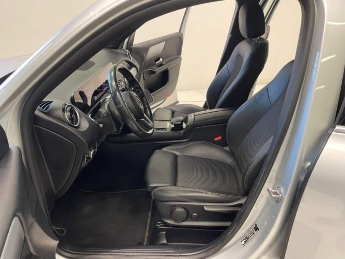 Mercedes-Benz GLB 200 d Automatic Business (6)