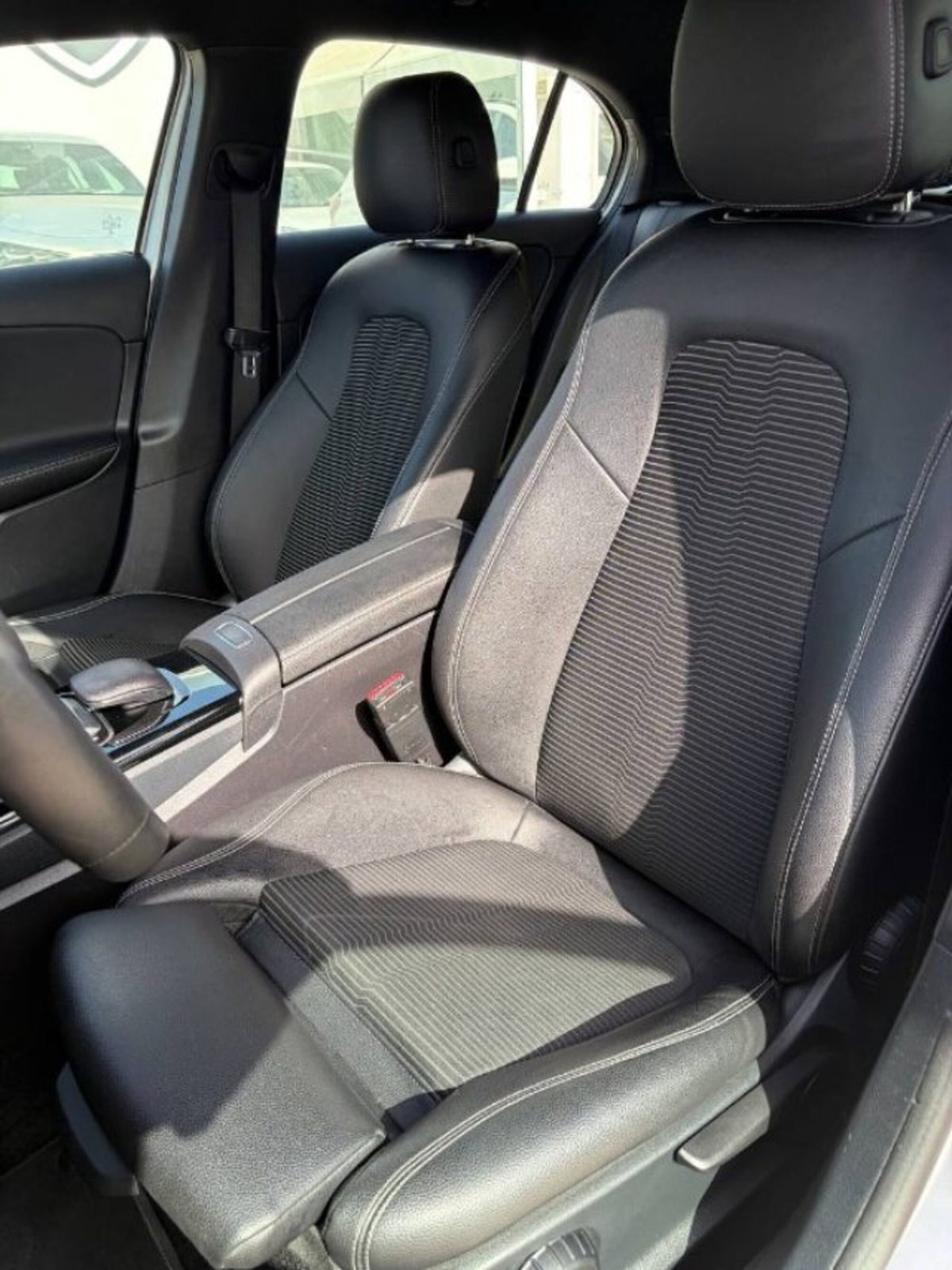 Mercedes-Benz Classe A 180 d Automatic Sport (11)