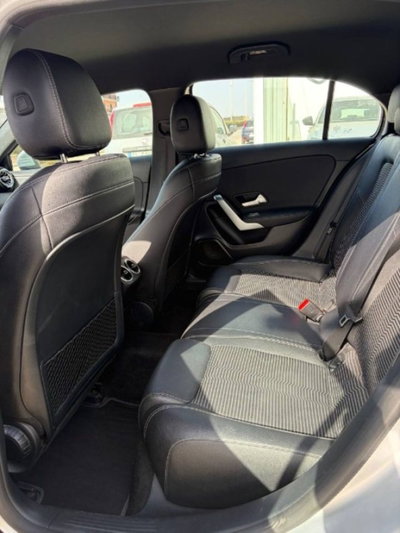 Mercedes-Benz Classe A 180 d Automatic Sport (13)