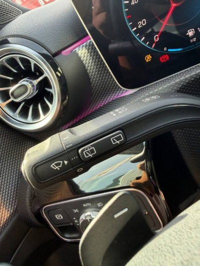 Mercedes-Benz Classe A 180 d Automatic Sport (19)