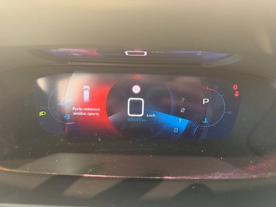 Peugeot 2008 PureTech 130 S&S EAT8 Allure Pack (5)