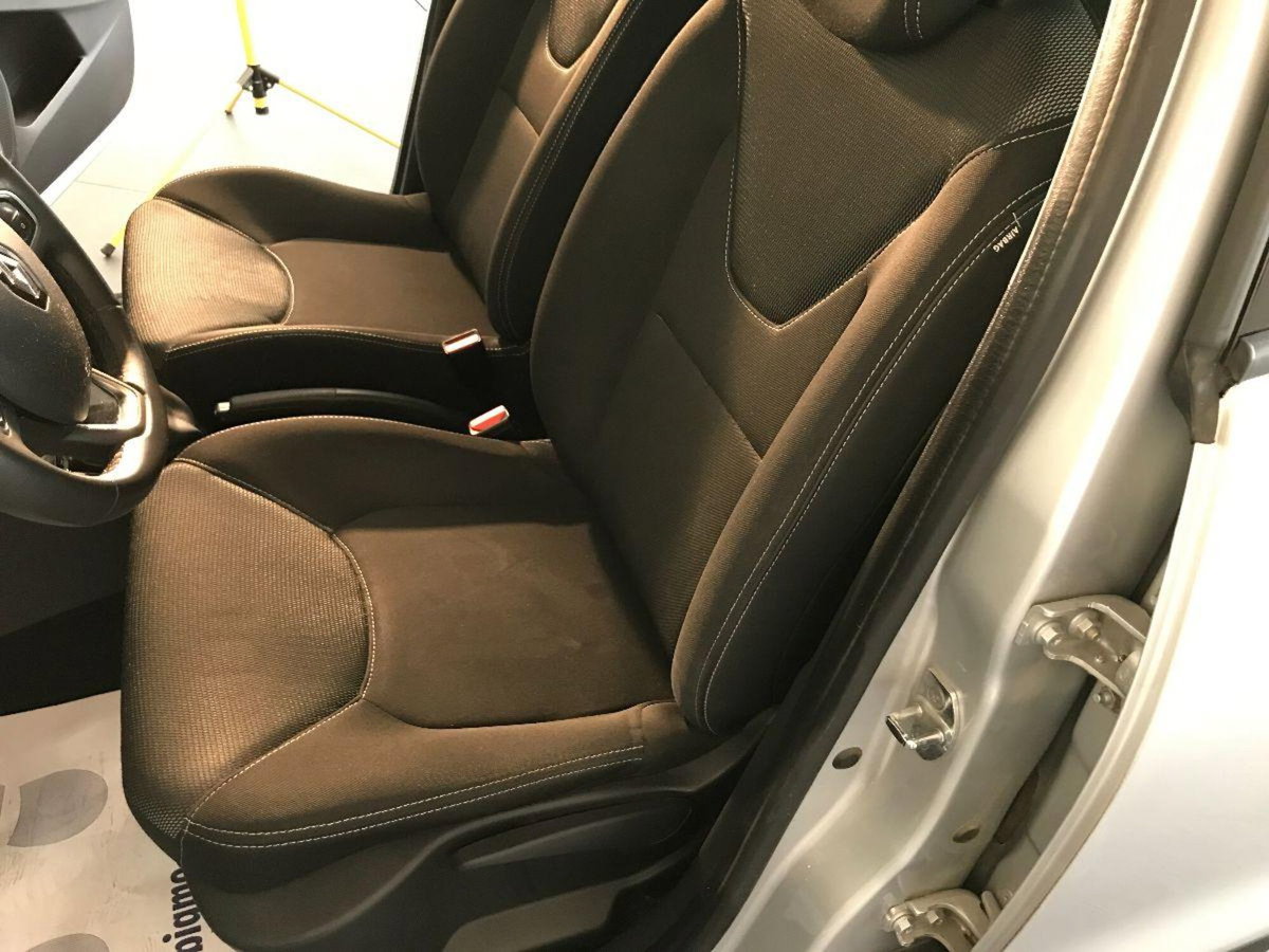Renault Clio TCe 12V 90 CV 5 porte Business (12)