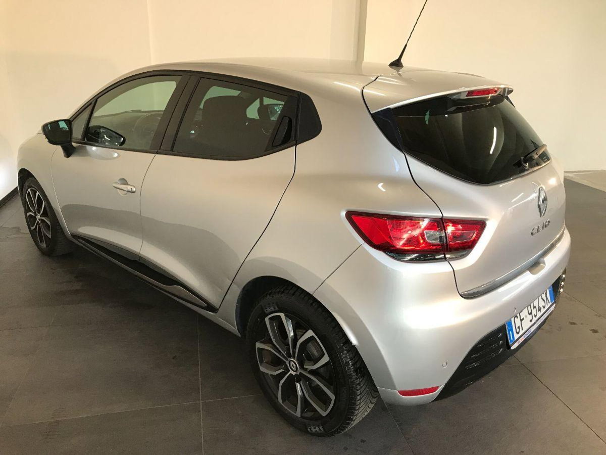 Renault Clio TCe 12V 90 CV 5 porte Business (5)