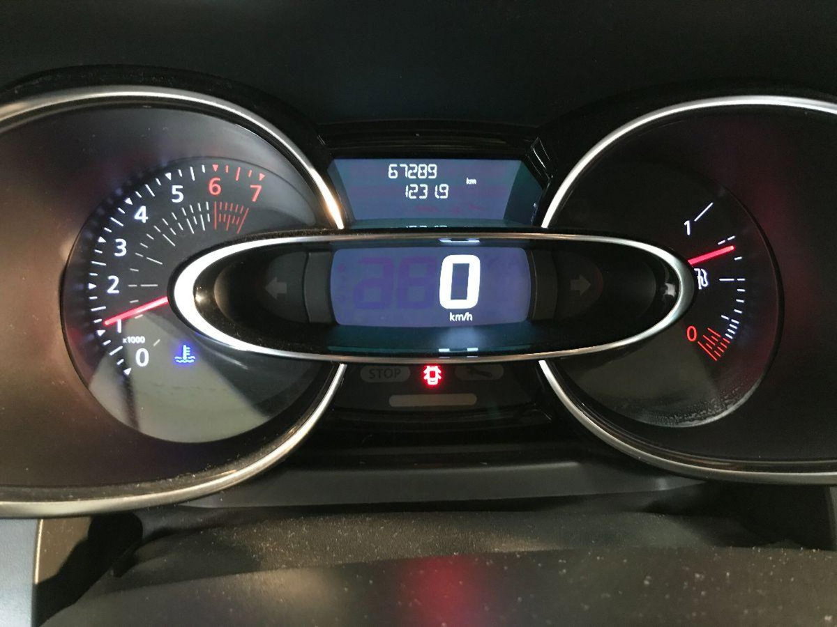 Renault Clio TCe 12V 90 CV 5 porte Business (9)