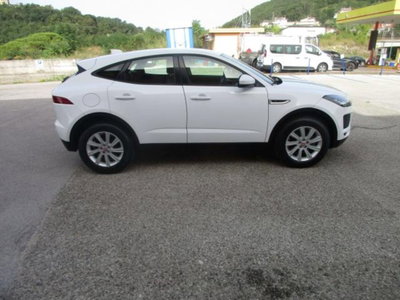 Jaguar E-Pace 2.0D 150 CV AWD R-Dynamic (3)