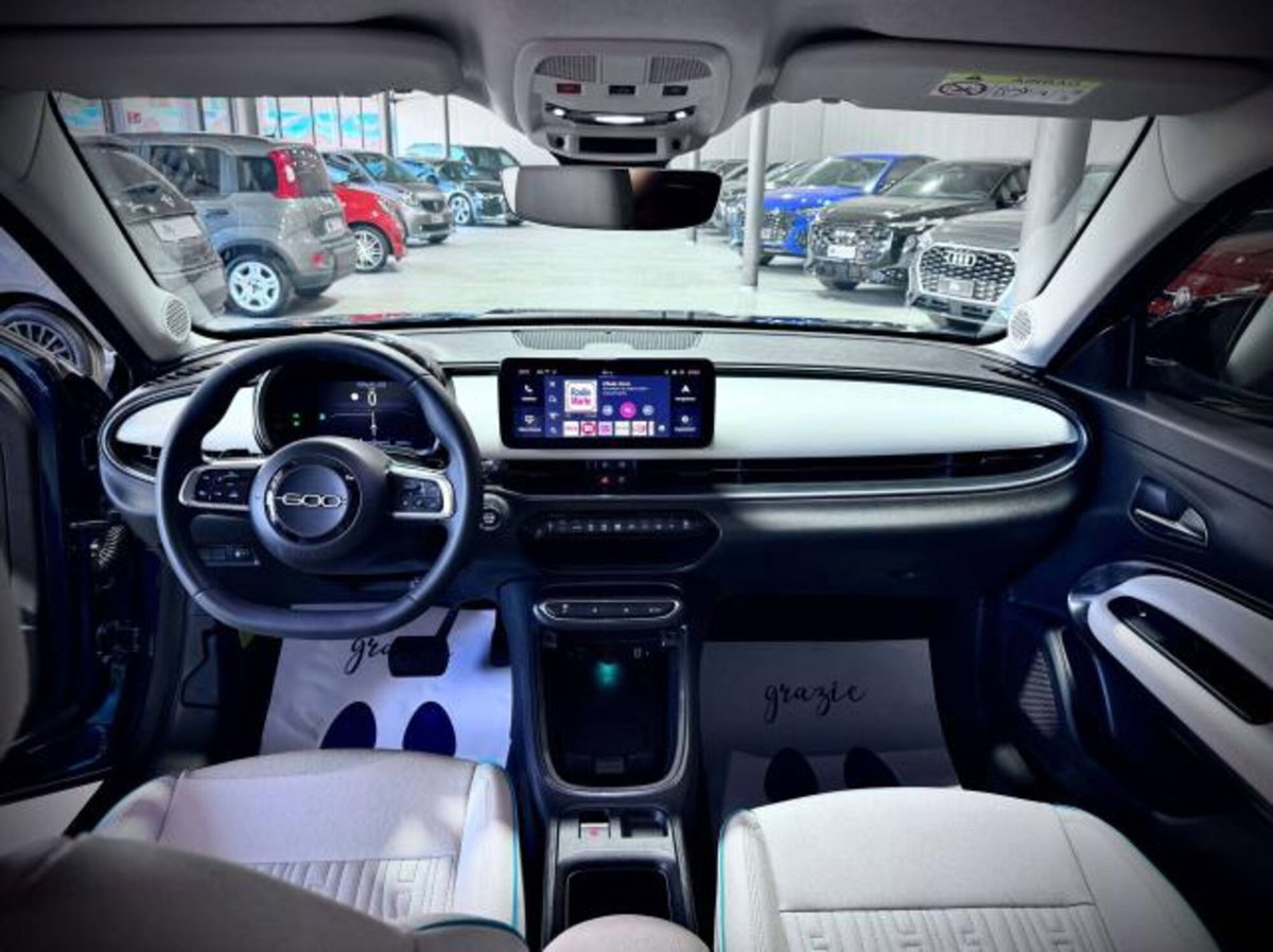 Fiat 600 1.2 hybrid La Prima 110cv auto (12)