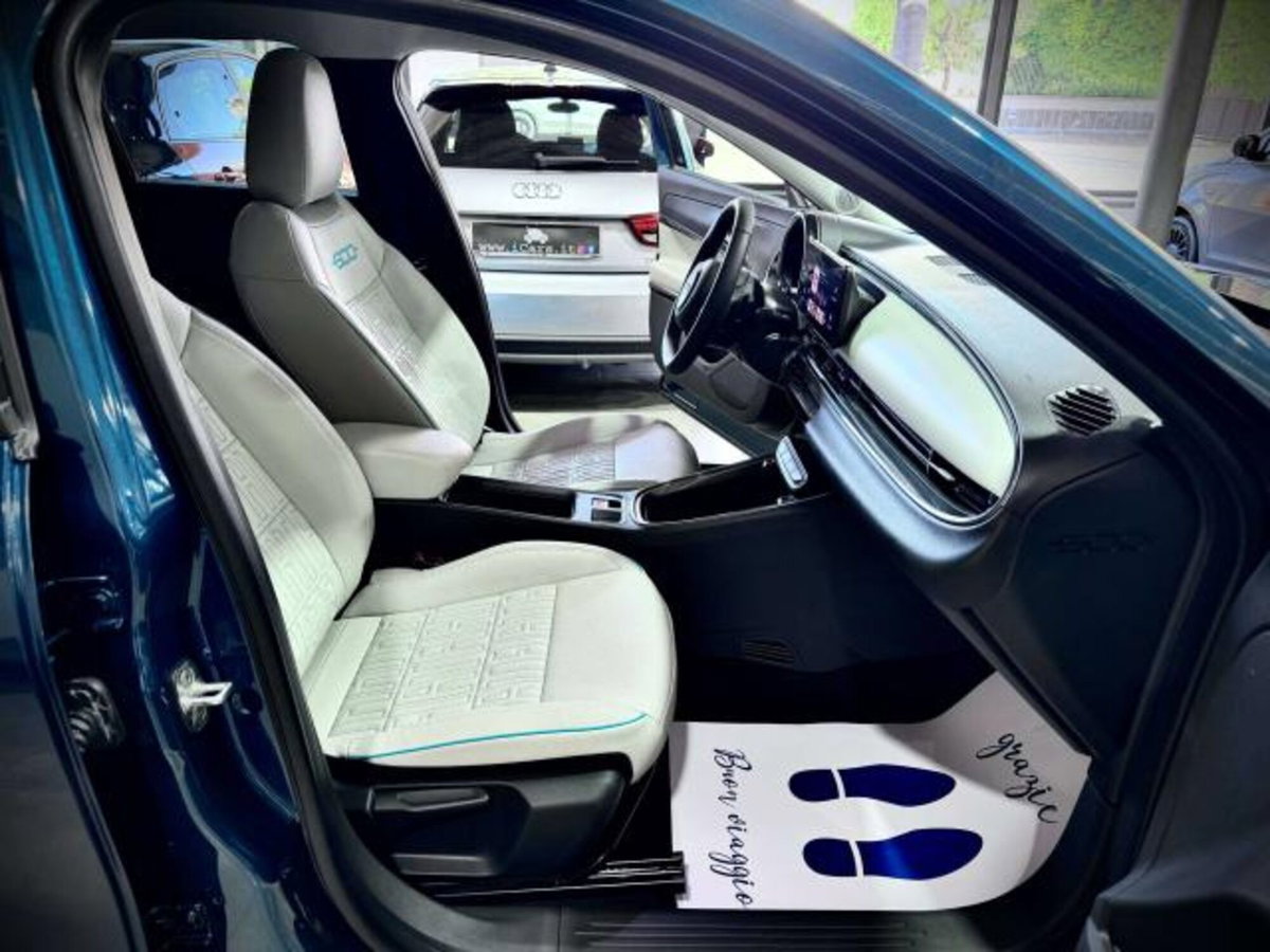 Fiat 600 1.2 hybrid La Prima 110cv auto (13)