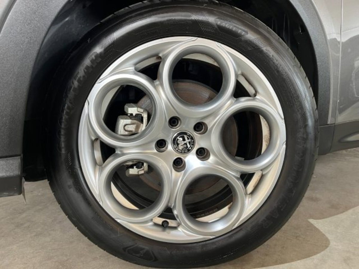 Alfa Romeo Tonale 1.5 hybrid Sprint 130cv tct7 (8)