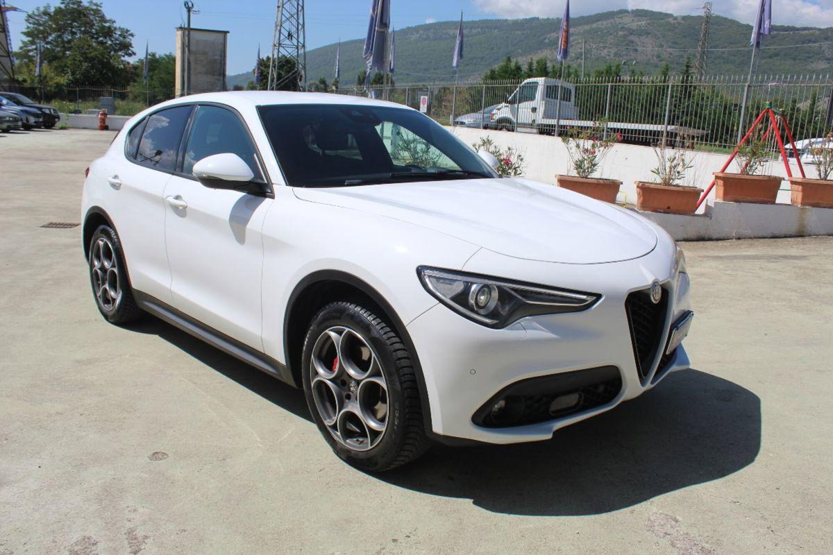 Alfa Romeo Stelvio Stelvio 2.2 Turbodiesel 190 CV AT8 Q4 Sprint (3)