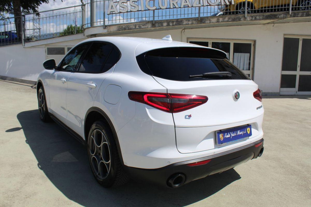 Alfa Romeo Stelvio Stelvio 2.2 Turbodiesel 190 CV AT8 Q4 Sprint (8)