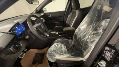 Alfa Romeo Junior 1.2 ibrida Speciale 145cv edct6 (7)