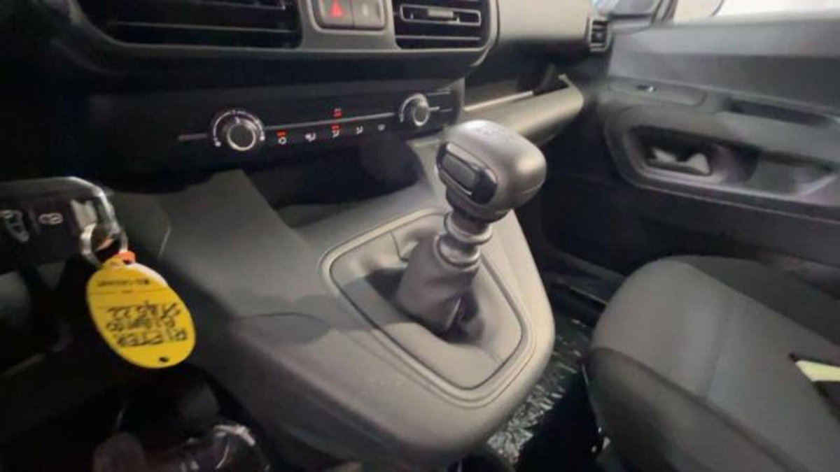 Peugeot Rifter BlueHDi 100 Allure Long (12)