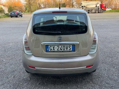Lancia Ypsilon 1.2 Argento (5)