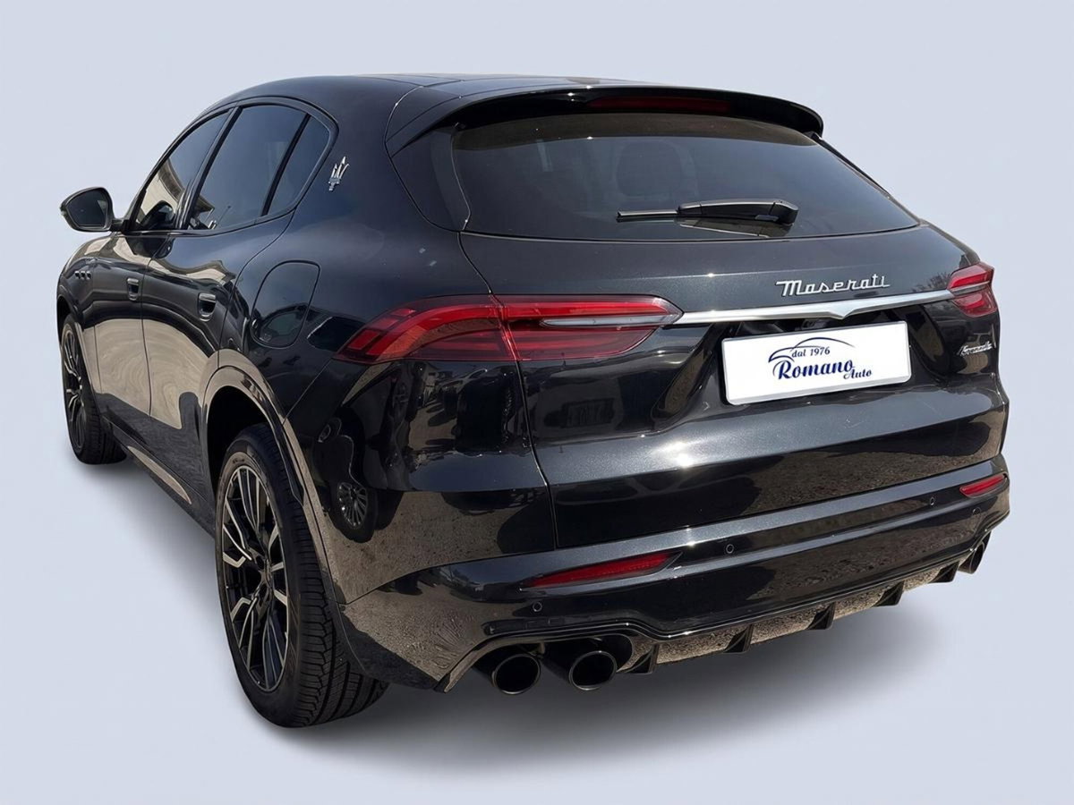 Maserati Grecale 2.0 mhev GT 300cv auto (4)