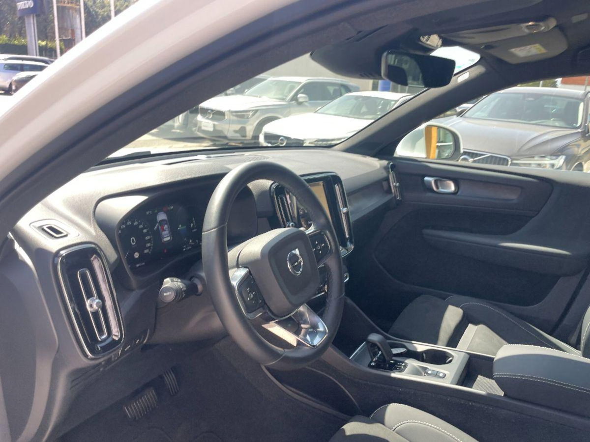 Volvo XC40 T4 Recharge Plug-in Hybrid automatico Core (11)