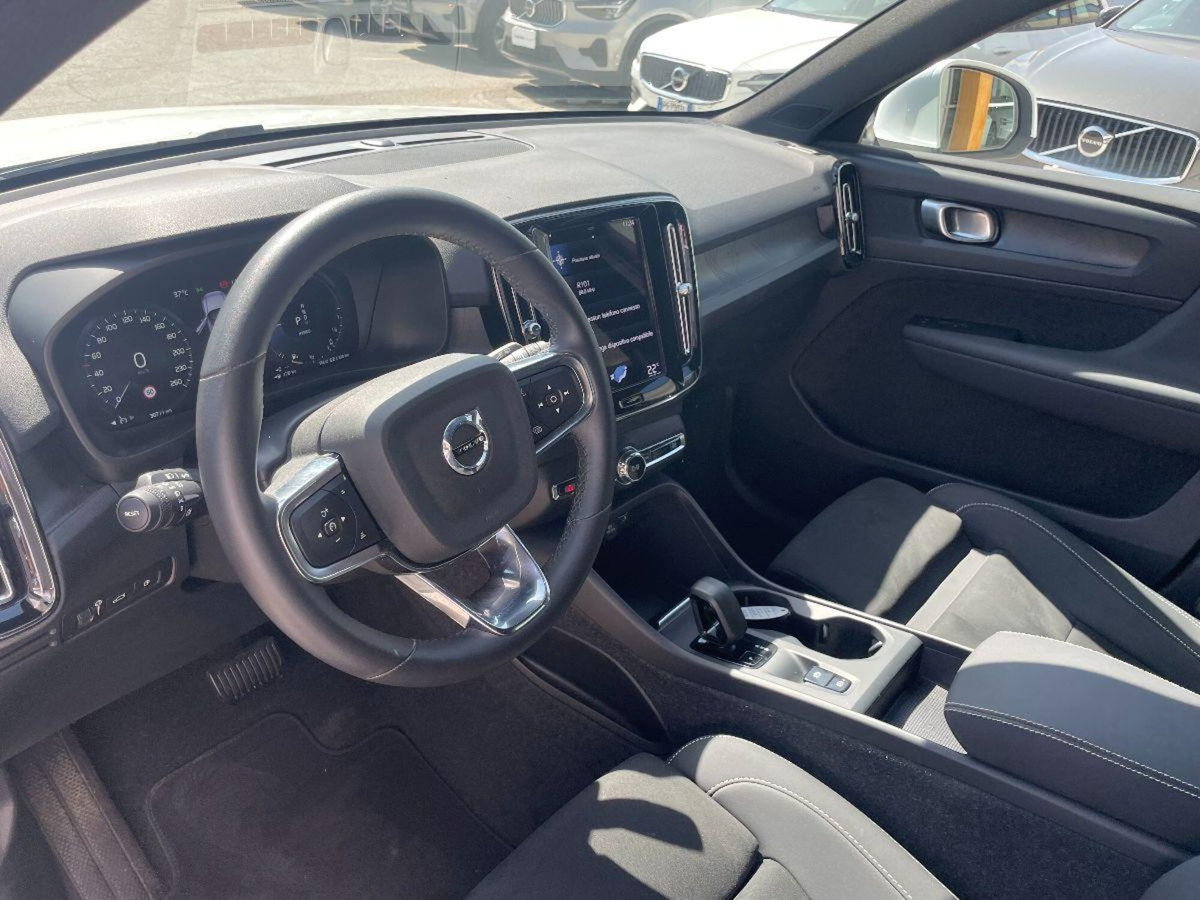 Volvo XC40 T4 Recharge Plug-in Hybrid automatico Core (12)