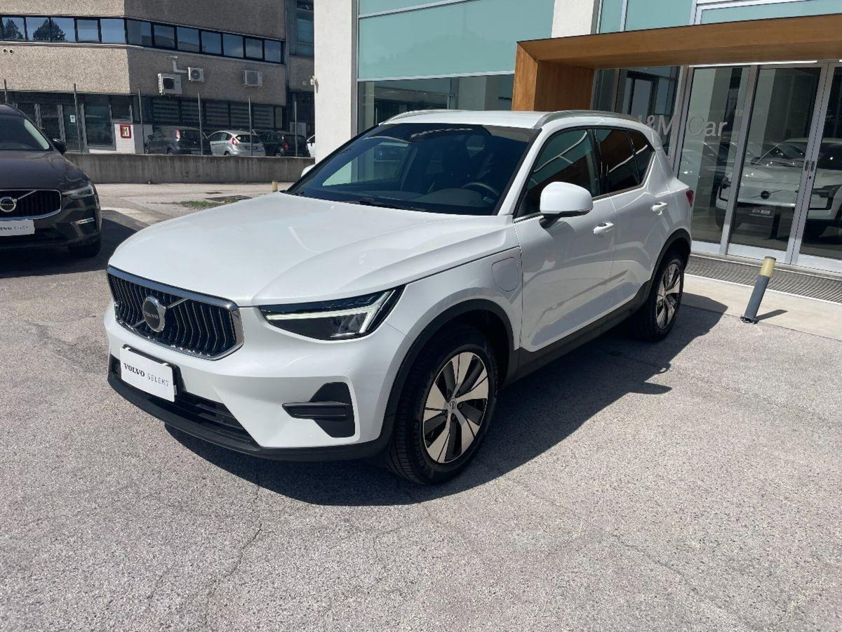 Volvo XC40 T4 Recharge Plug-in Hybrid automatico Core (3)