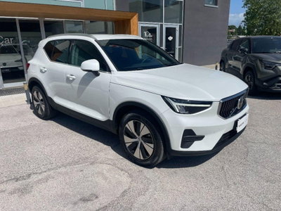 Volvo XC40 T4 Recharge Plug-in Hybrid automatico Core usata