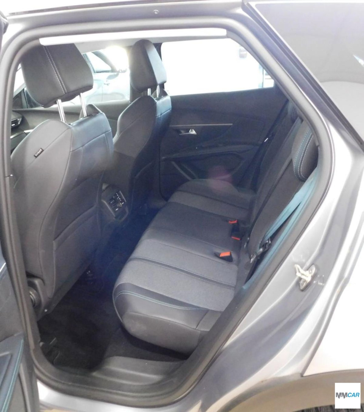 Peugeot 3008 BlueHDi 130 S&S EAT8 Allure Pack (12)