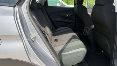 Peugeot 3008 BlueHDi 130 S&S Business (14)