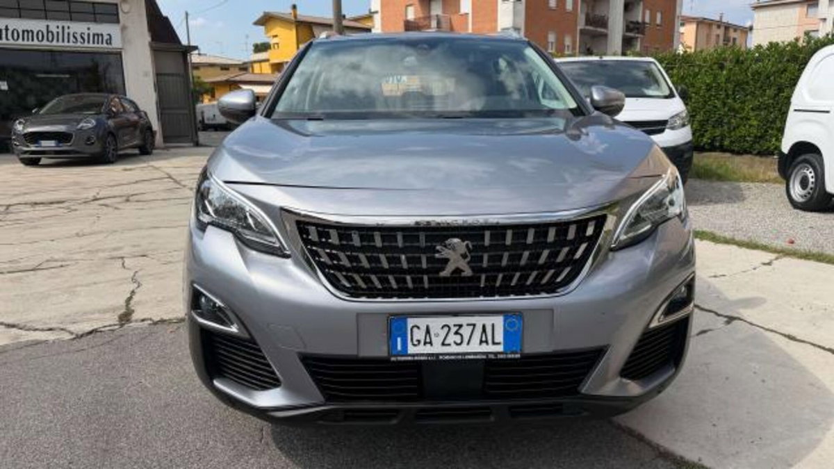Peugeot 3008 BlueHDi 130 S&S Business (2)