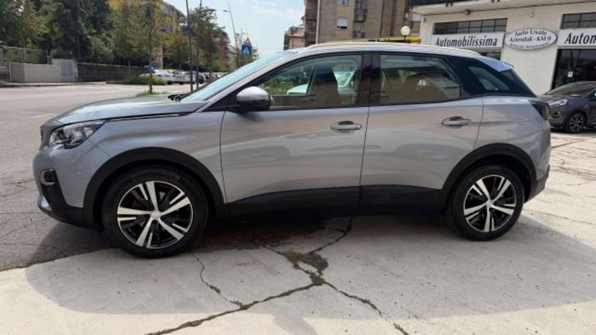 Peugeot 3008 BlueHDi 130 S&S Business (4)